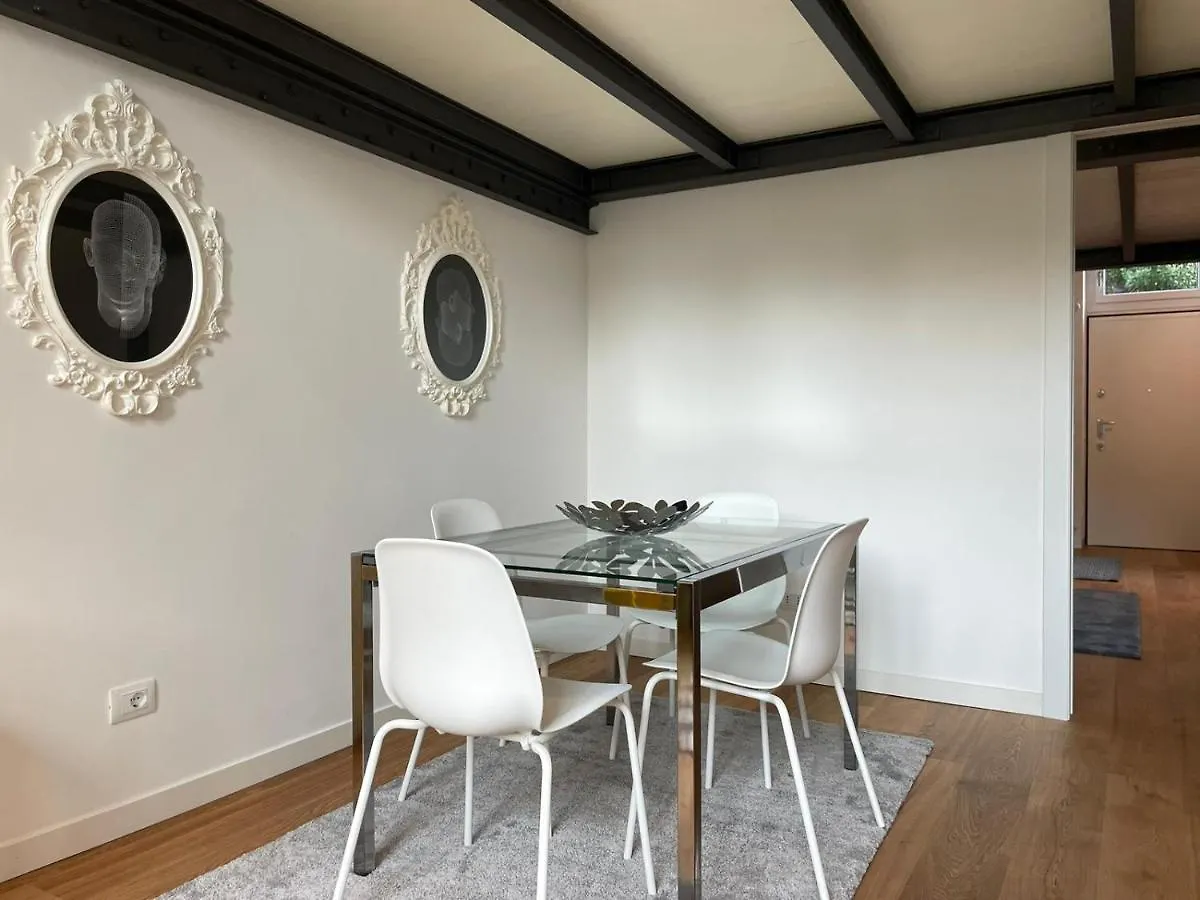 Navigli Design Loft - 7 Stops From Duomo, Ac, Netflix Apartment Milan 0*,  Italy